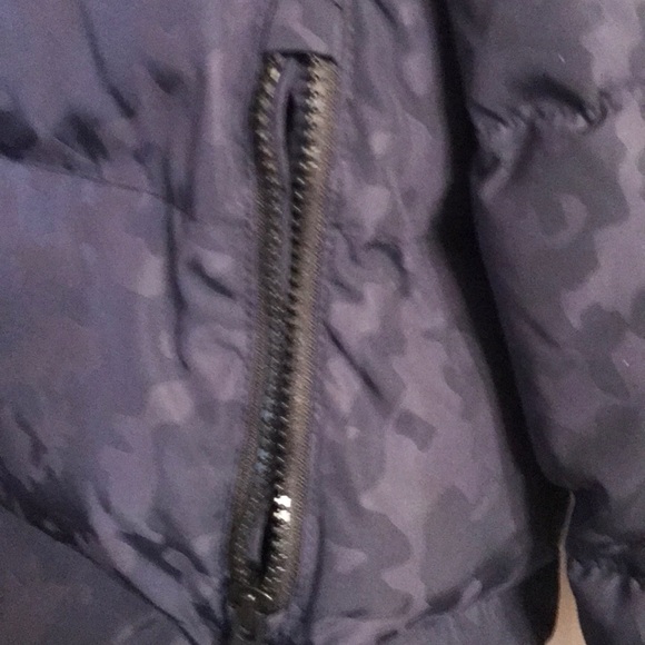 Jacket - Picture 5 of 6